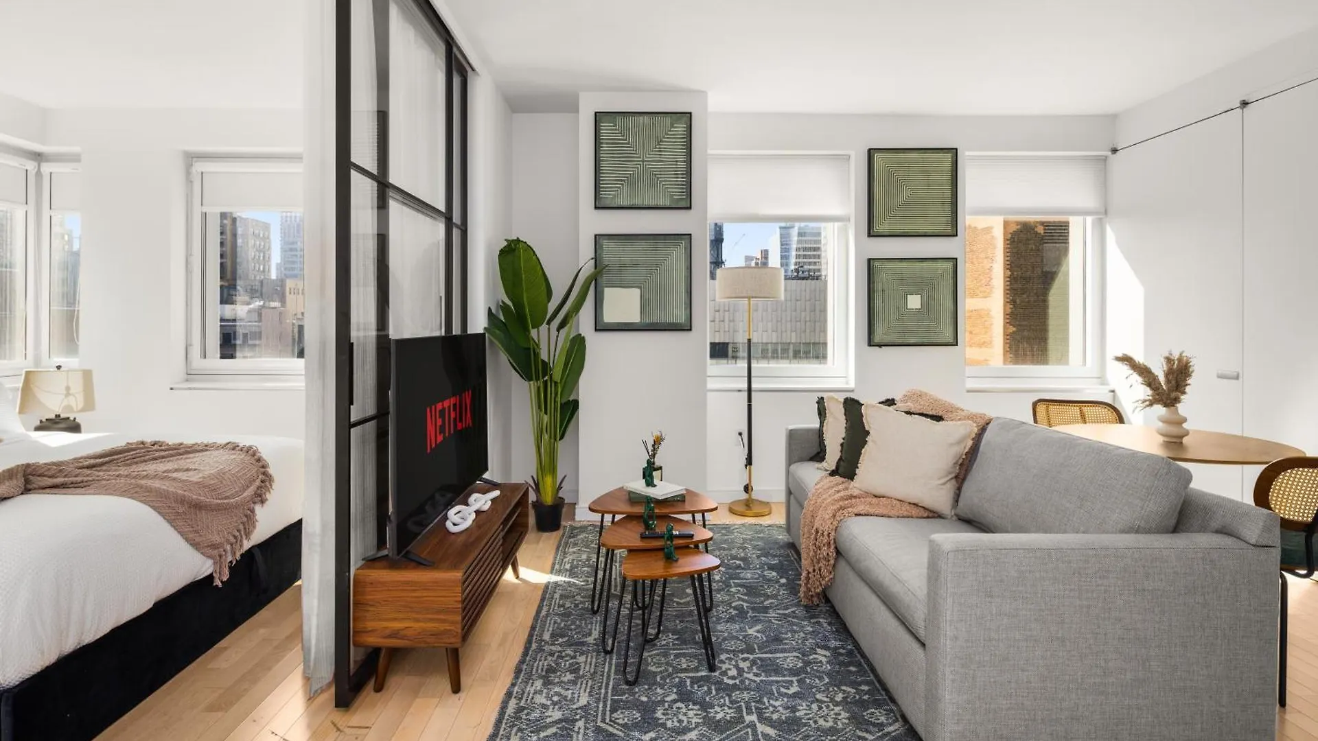 Times Square Studio King Bed Steps To Broadway New York